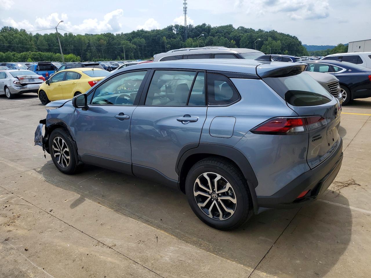 2026 TOYOTA COROLLA CROSS HYBRID S — снимка 2