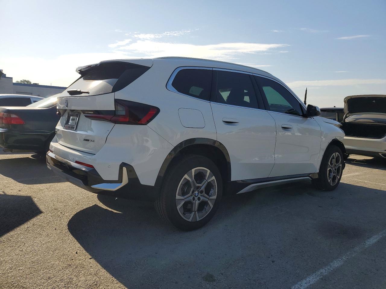 2025 BMW X1 XDRIVE28I — снимка 3