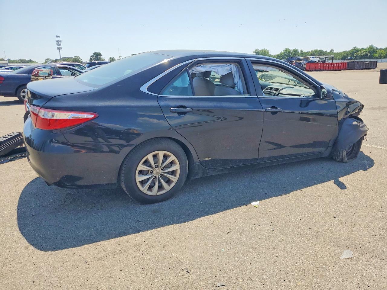 2016 TOYOTA CAMRY LE — снимка 3