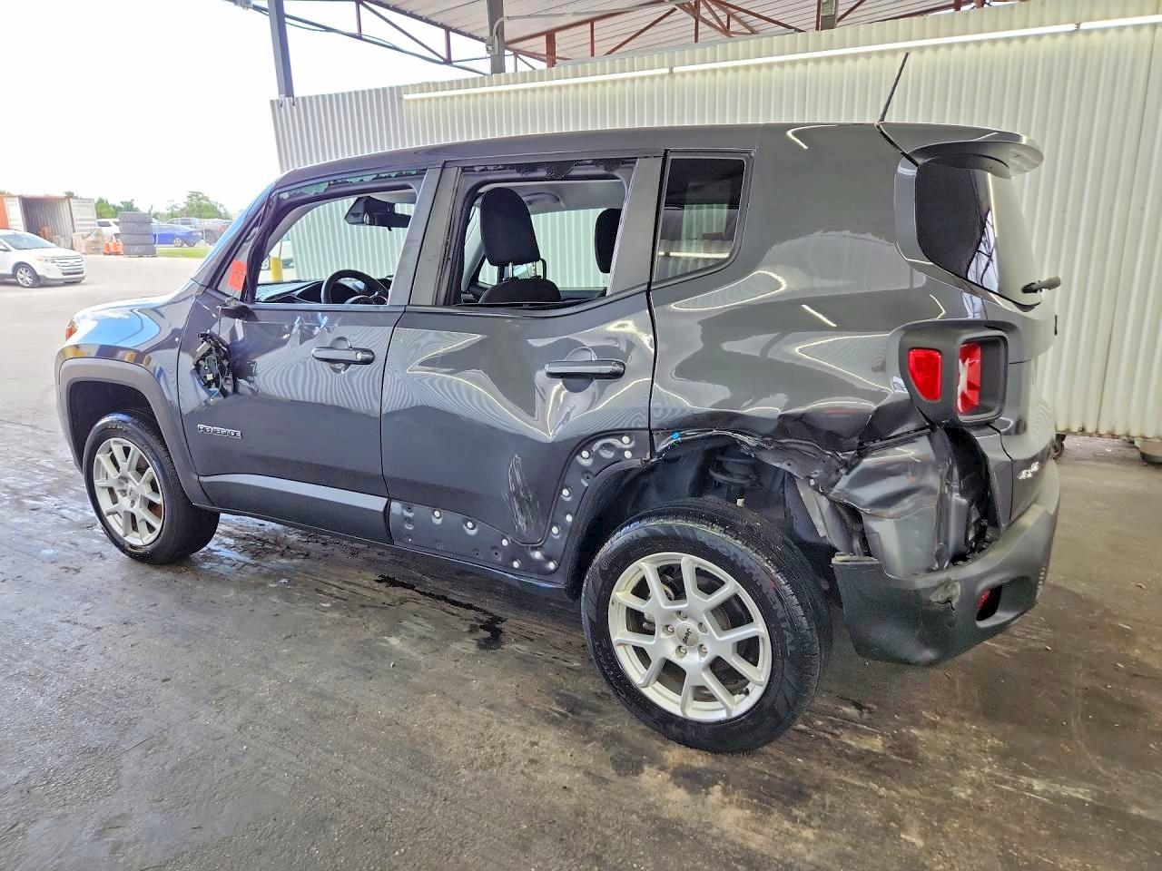 2023 JEEP RENEGADE LATITUDE — снимка 2