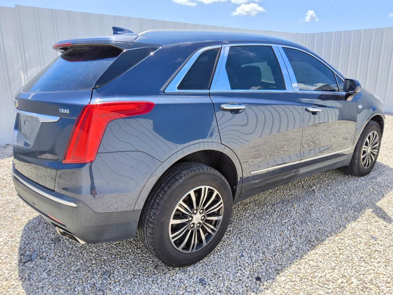 2018 CADILLAC XT5 — снимка 3