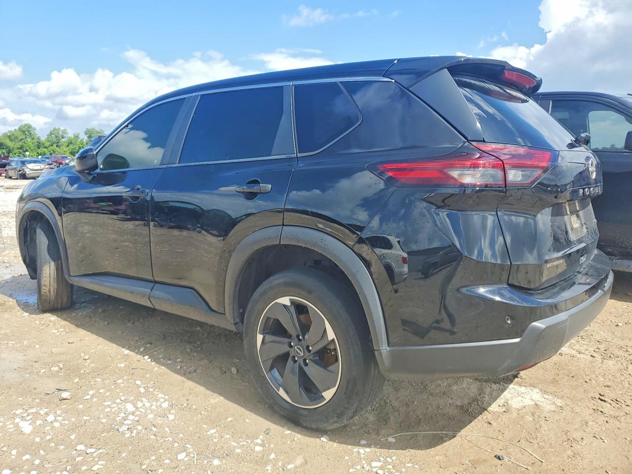 2024 NISSAN ROGUE SV — снимка 2