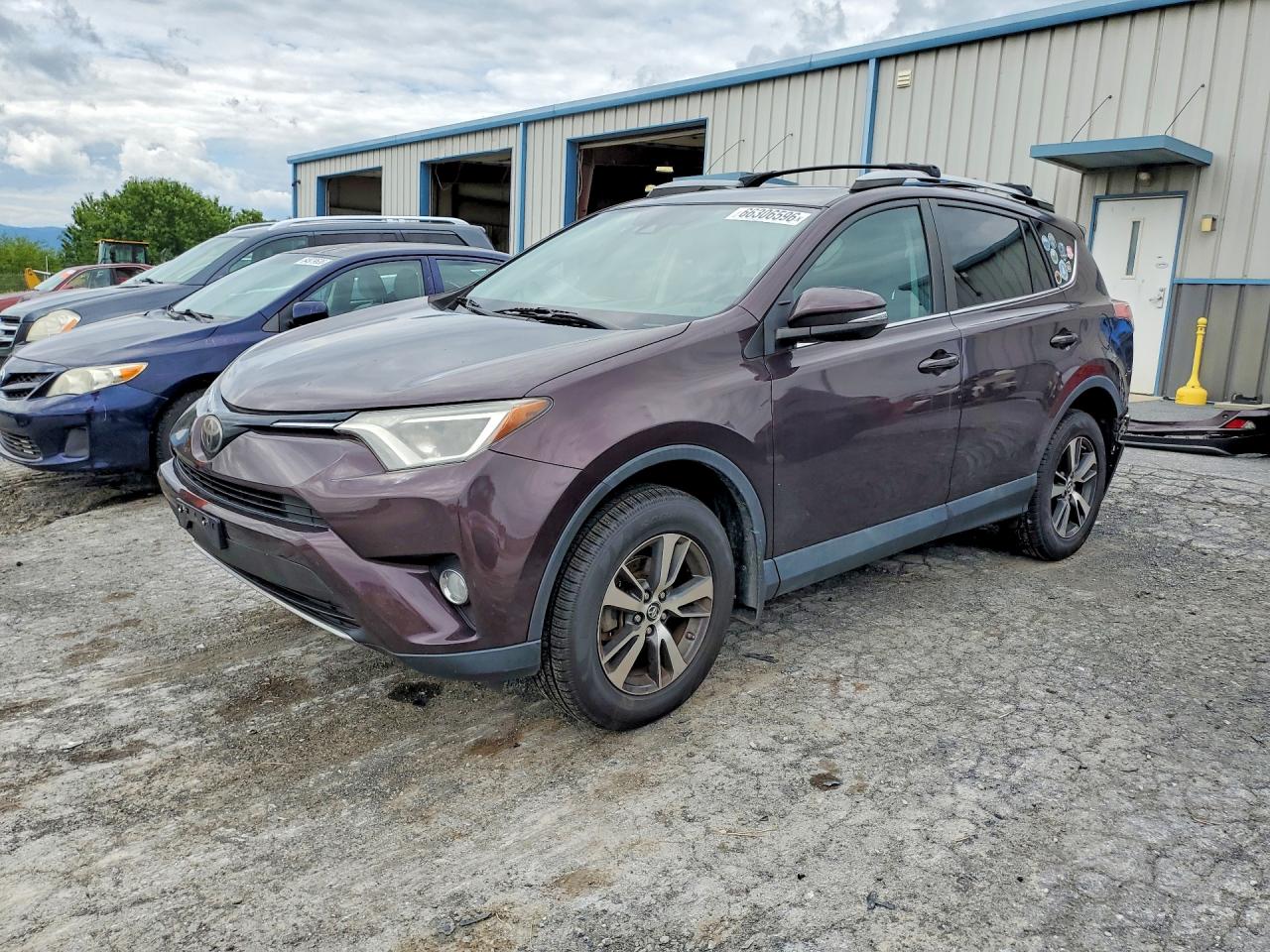 2018 TOYOTA RAV4 XLE