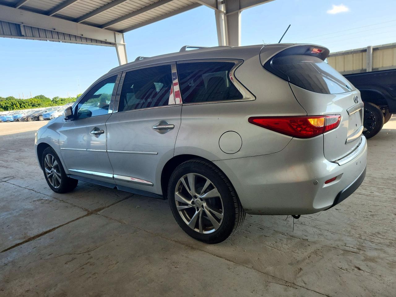 2013 INFINITI JX35 BASE — снимка 2