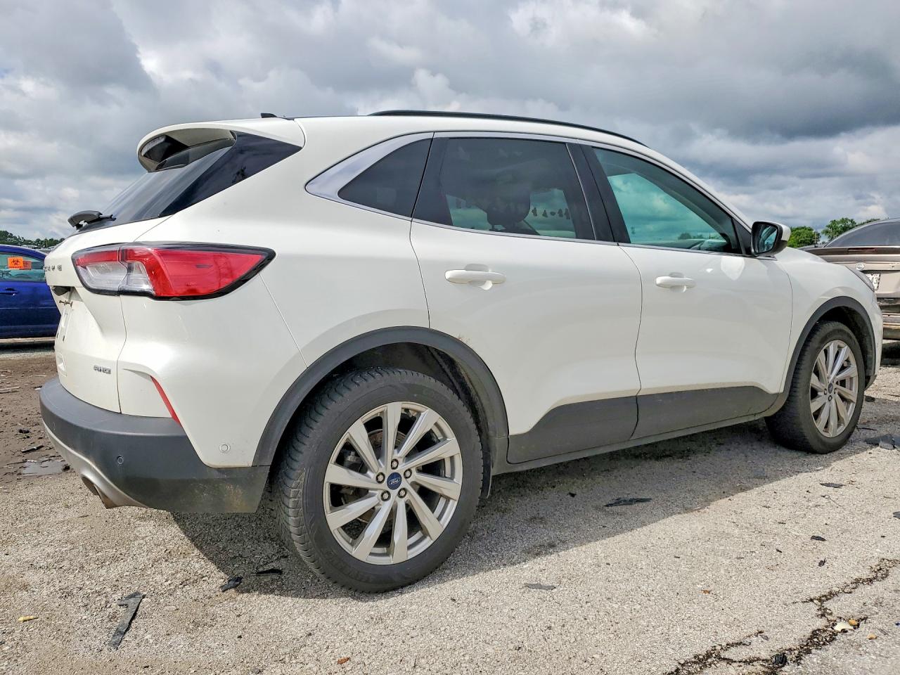 2022 FORD ESCAPE TITANIUM — снимка 3