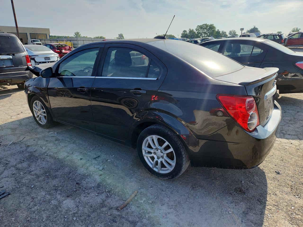 2015 CHEVROLET SONIC LT — снимка 2