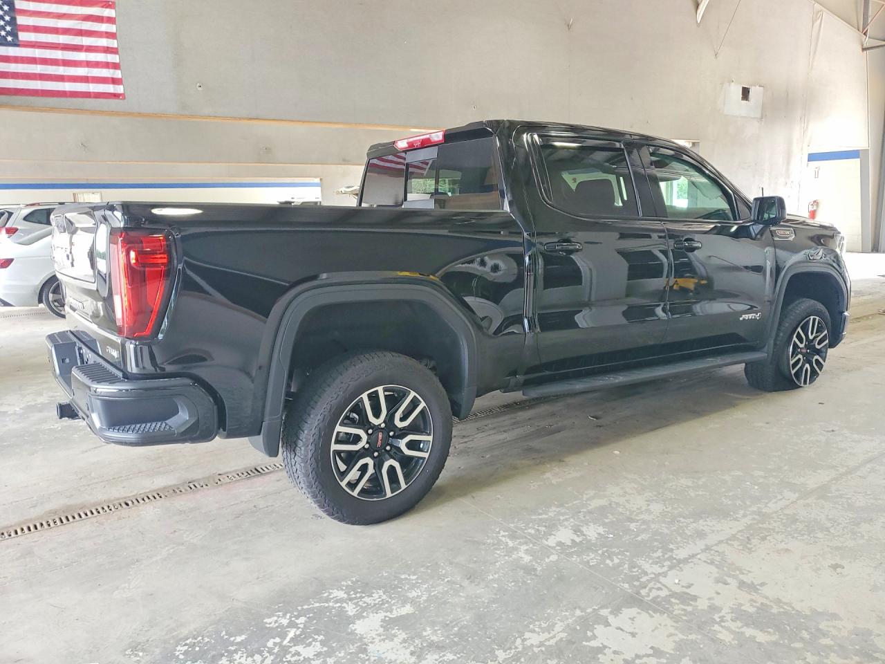2025 GMC SIERRA K1500 AT4 — снимка 3
