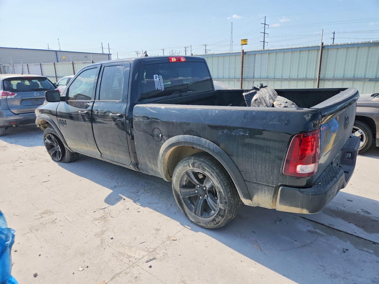 2021 RAM 1500 CLASSIC SLT — снимка 2