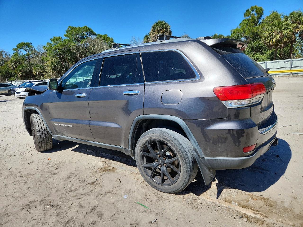 2015 JEEP GRAND CHEROKEE LIMITED — снимка 2