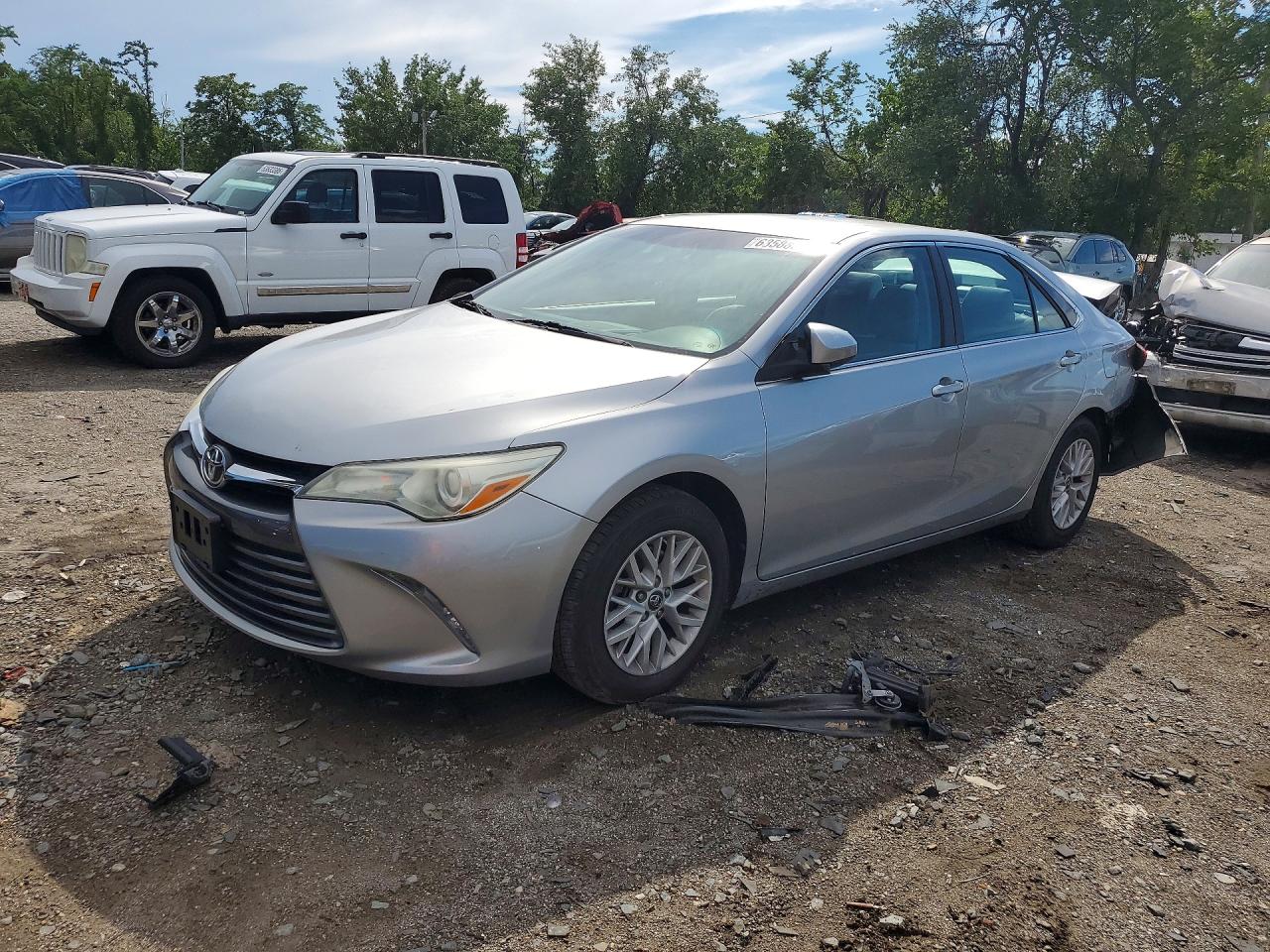 2016 TOYOTA CAMRY LE