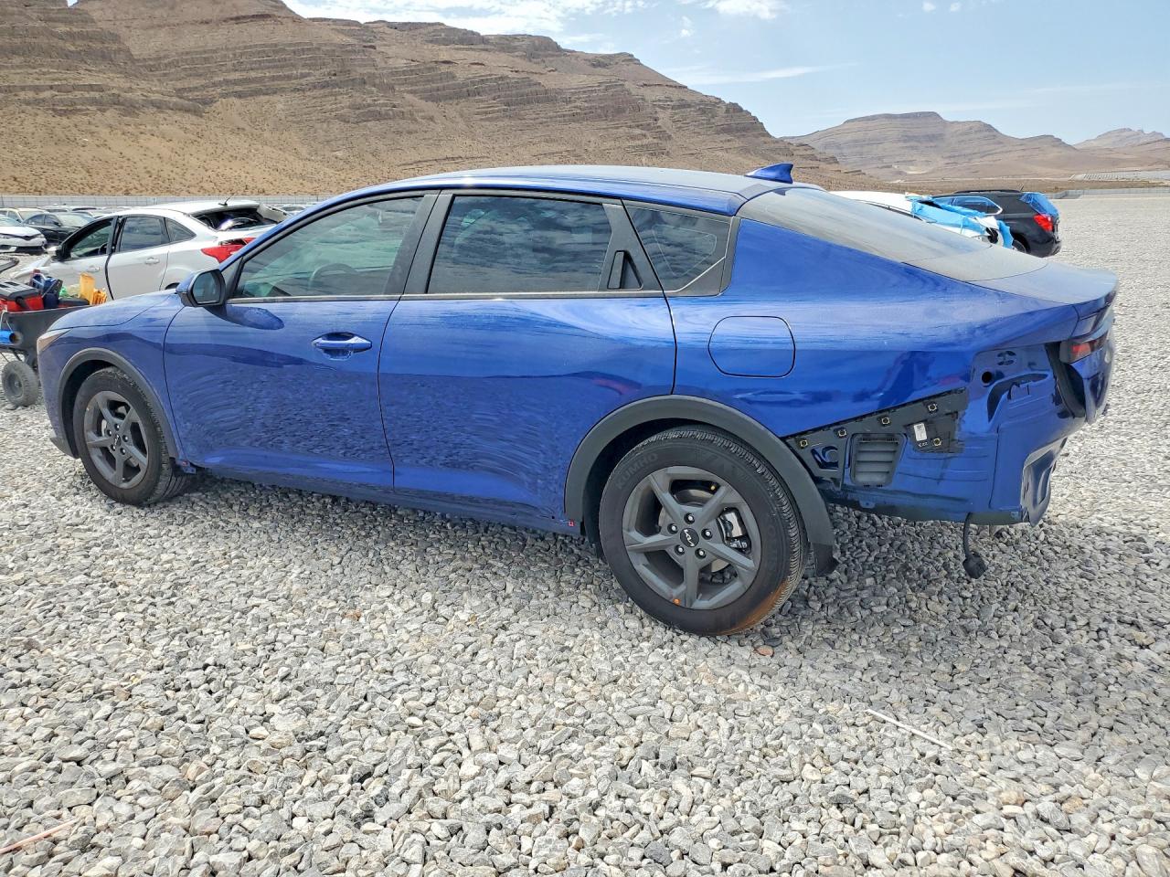 2025 KIA K4 LXS — снимка 2