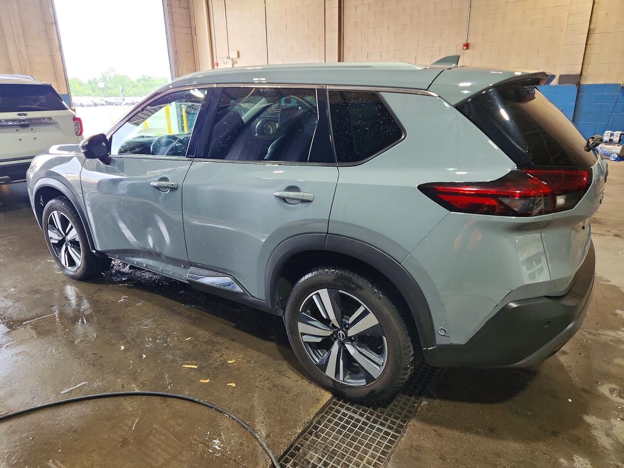 2023 NISSAN ROGUE SL — снимка 2