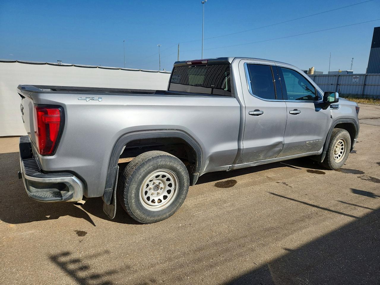 2023 GMC SIERRA K1500 SLE — снимка 3