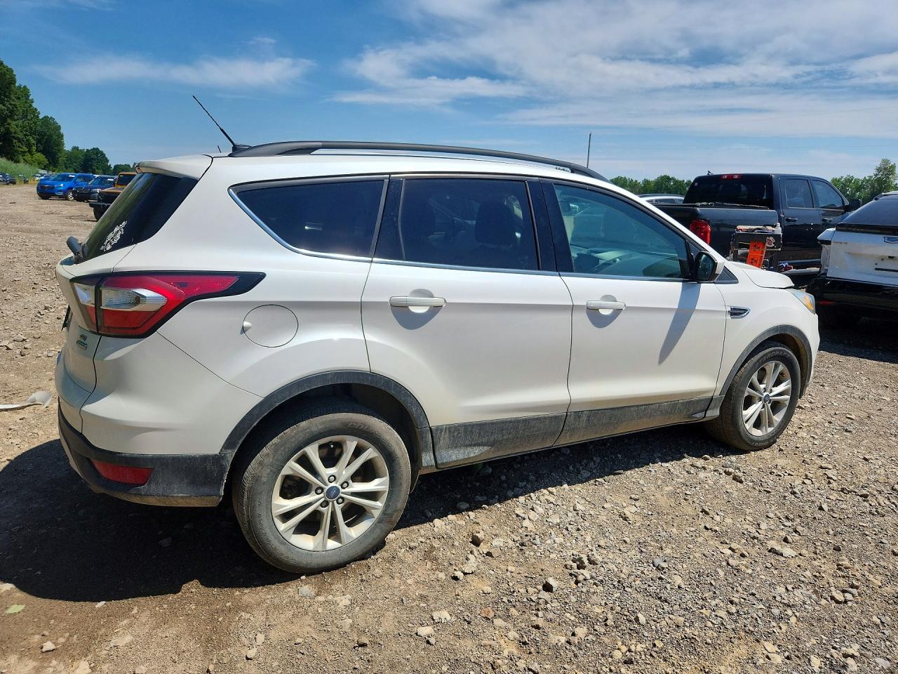 2017 FORD ESCAPE SE — снимка 3