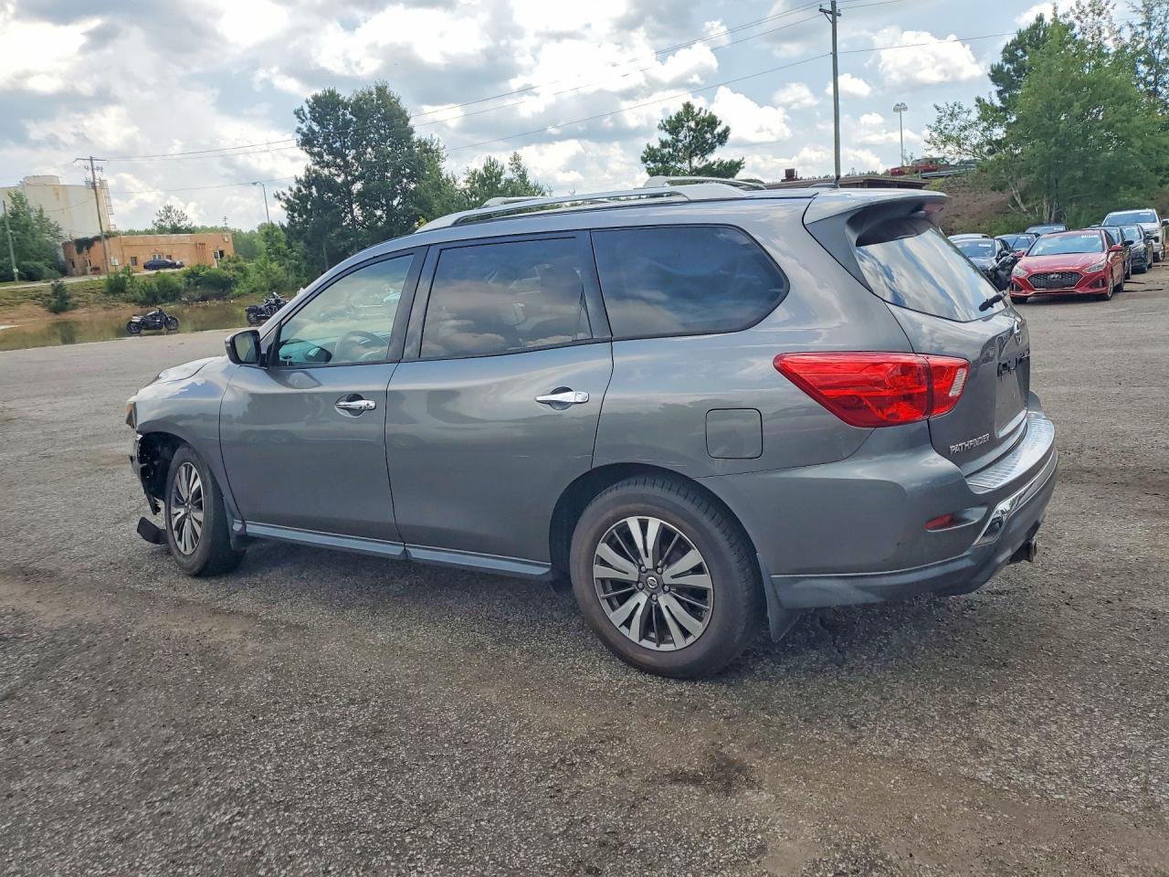 2017 NISSAN PATHFINDER S — снимка 2