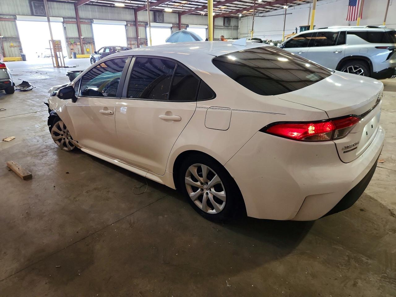 2024 TOYOTA COROLLA LE — снимка 2