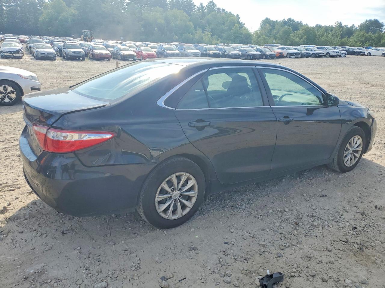 2015 TOYOTA CAMRY LE — снимка 3