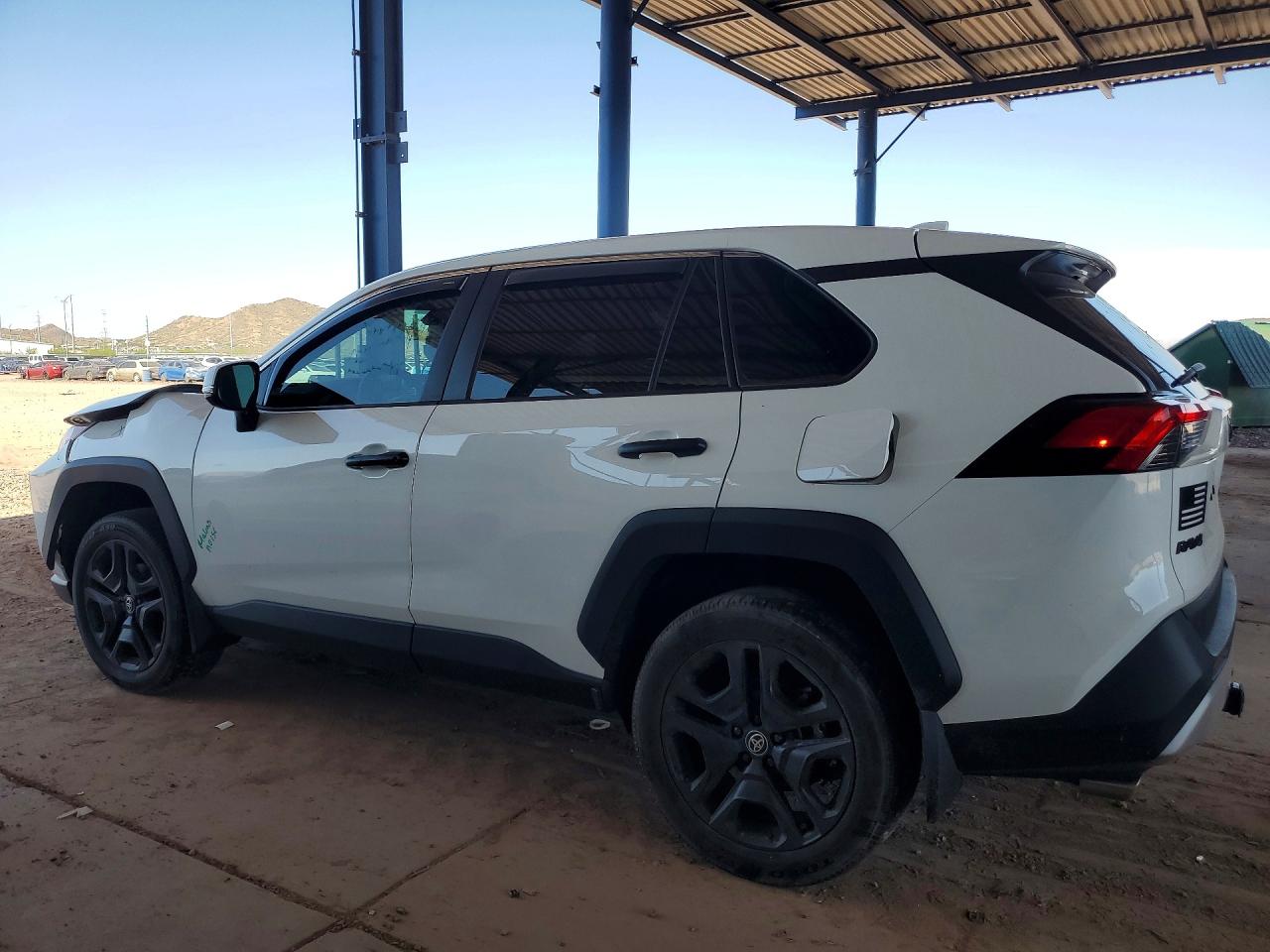2023 TOYOTA RAV4 ADVENTURE — снимка 2