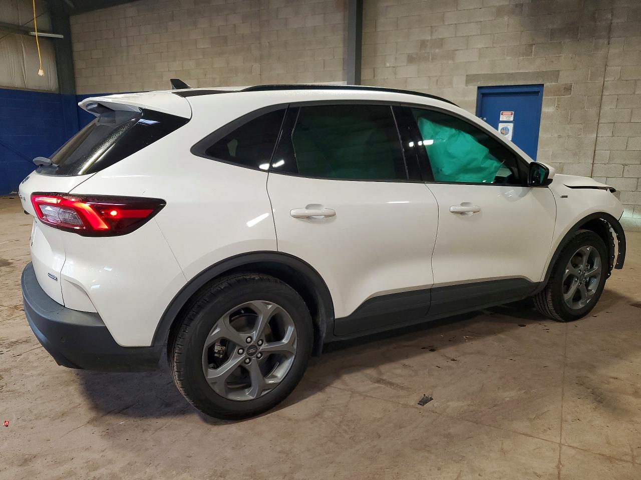 2025 FORD ESCAPE ST LINE SELECT — снимка 3