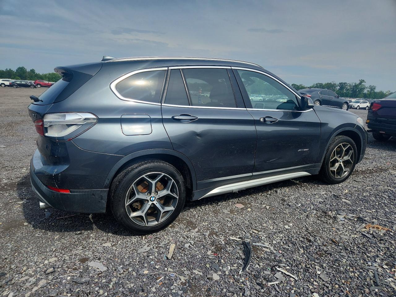 2017 BMW X1 XDRIVE28I — снимка 3