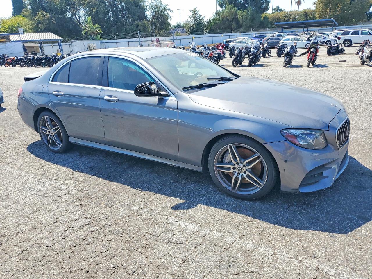 2017 MERCEDES-BENZ E 300 — снимка 4
