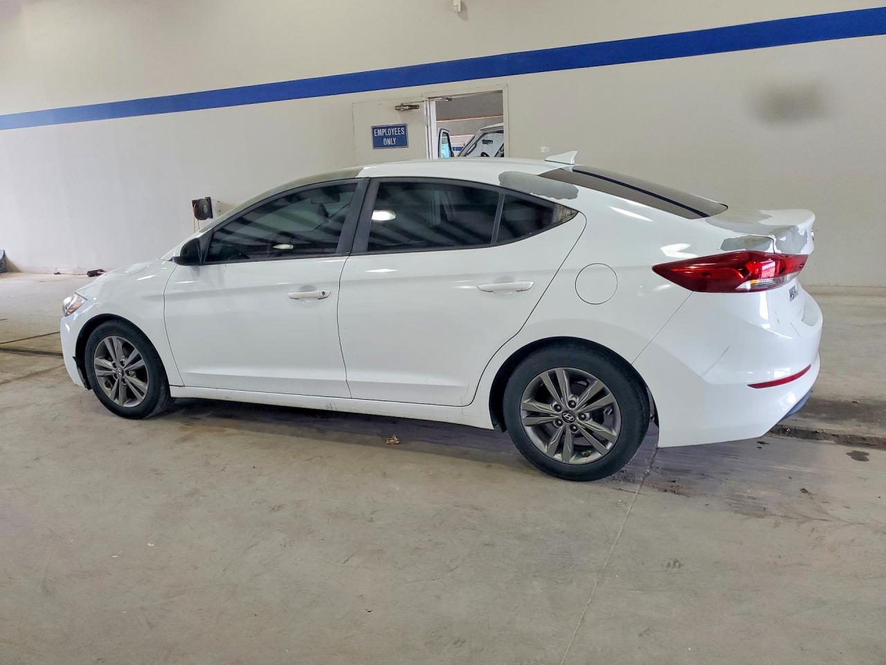2017 HYUNDAI ELANTRA SE — снимка 2