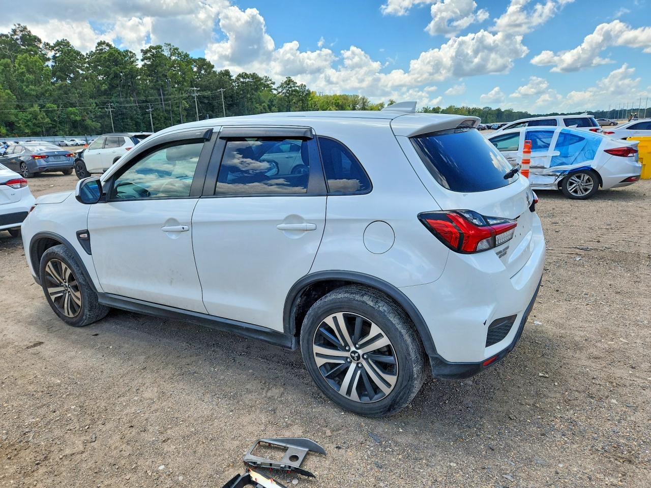 2020 MITSUBISHI OUTLANDER SPORT ES — снимка 2