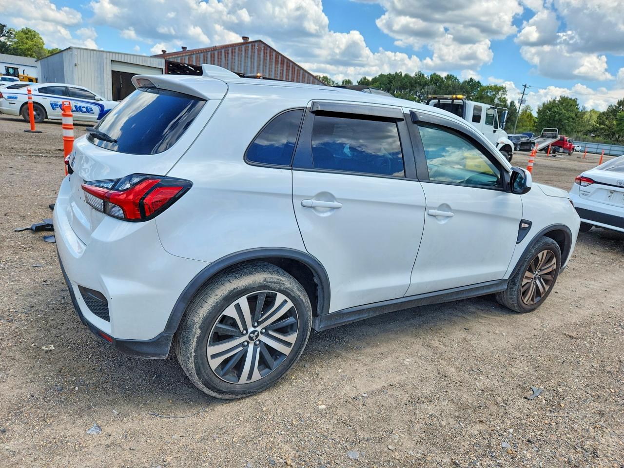 2020 MITSUBISHI OUTLANDER SPORT ES — снимка 3