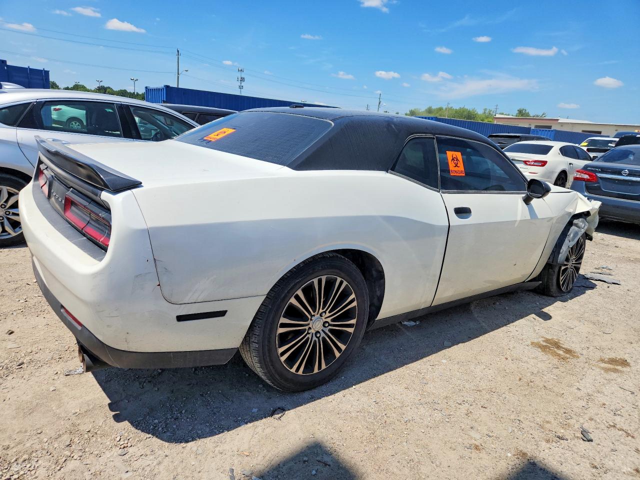 2016 DODGE CHALLENGER SXT — снимка 3