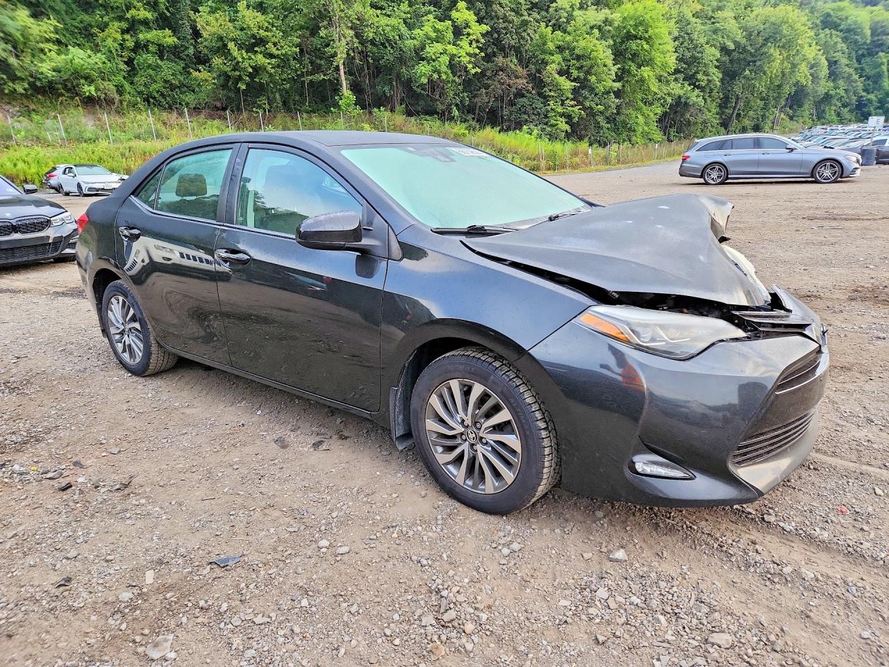 2018 TOYOTA COROLLA XLE — снимка 4