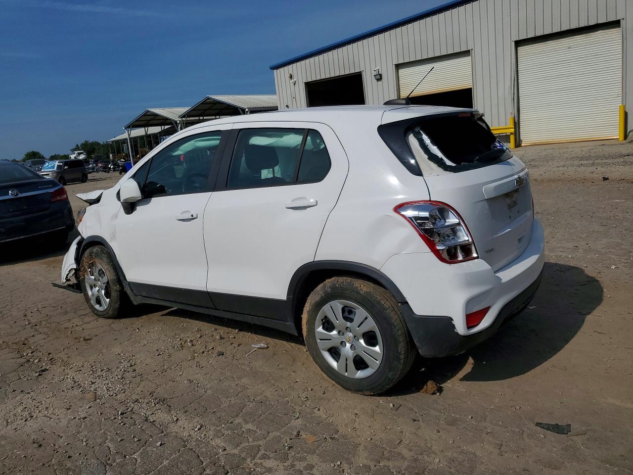 2018 CHEVROLET TRAX LS — снимка 2
