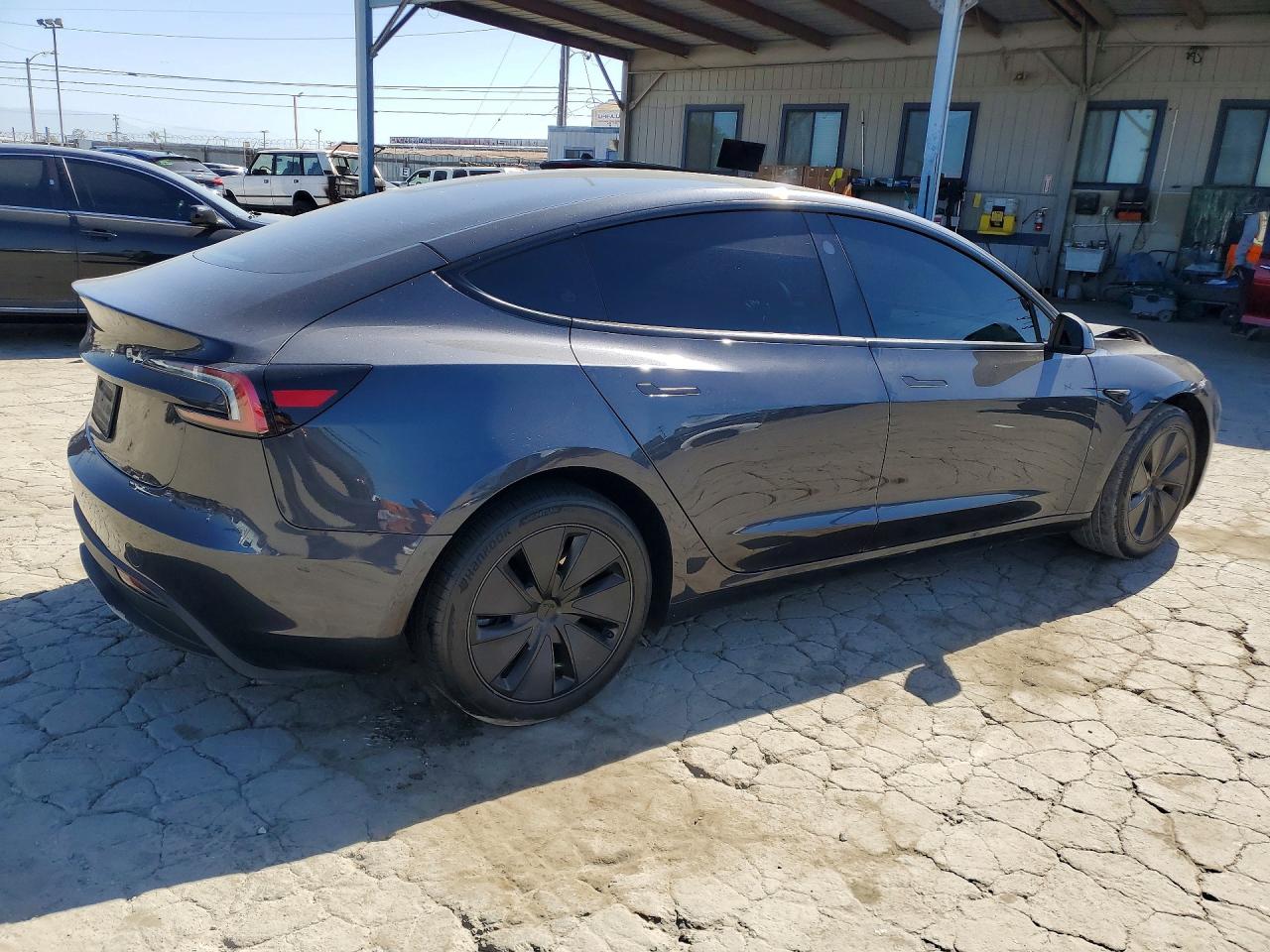 2024 TESLA MODEL 3 — снимка 3
