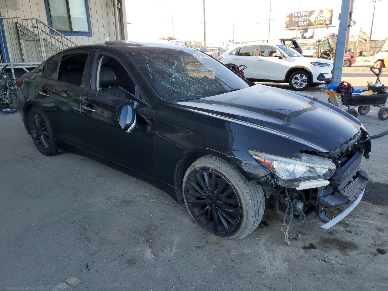 2018 INFINITI Q50 3.0T LUXE — снимка 4