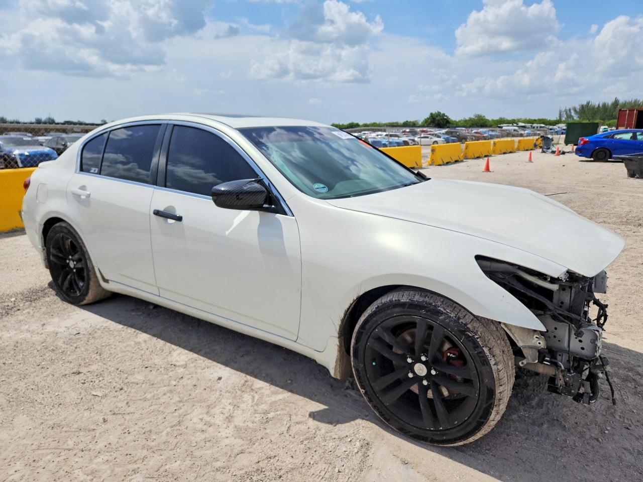 2013 INFINITI G37 BASE — снимка 4