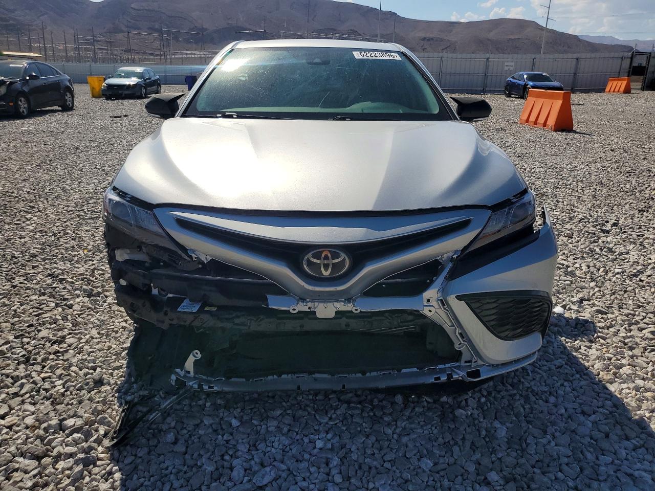 2022 TOYOTA CAMRY SE — снимка 5