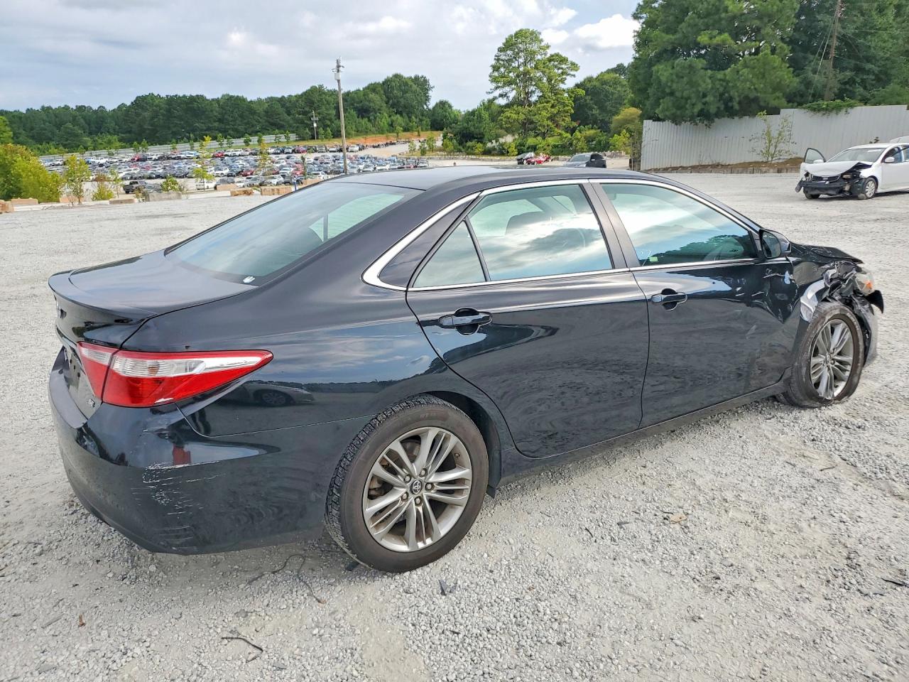 2016 TOYOTA CAMRY SE — снимка 3