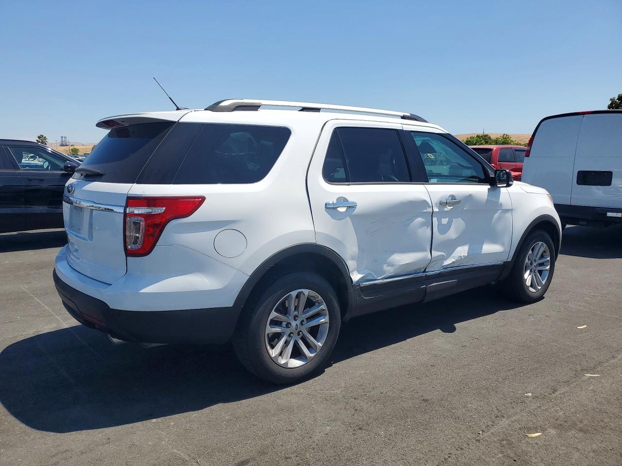 2015 FORD EXPLORER XLT — снимка 3