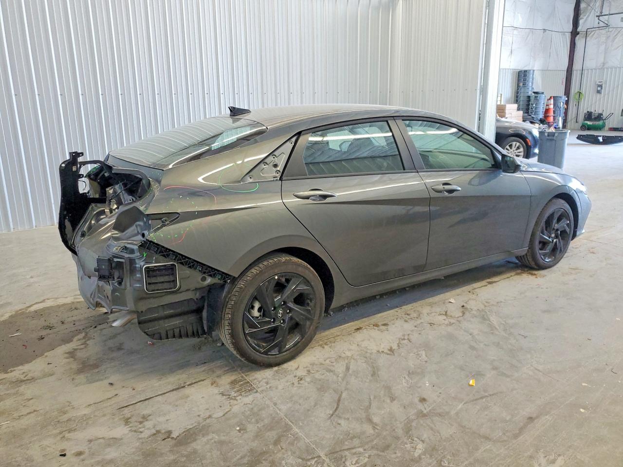 2026 HYUNDAI ELANTRA SEL SPORT — снимка 3