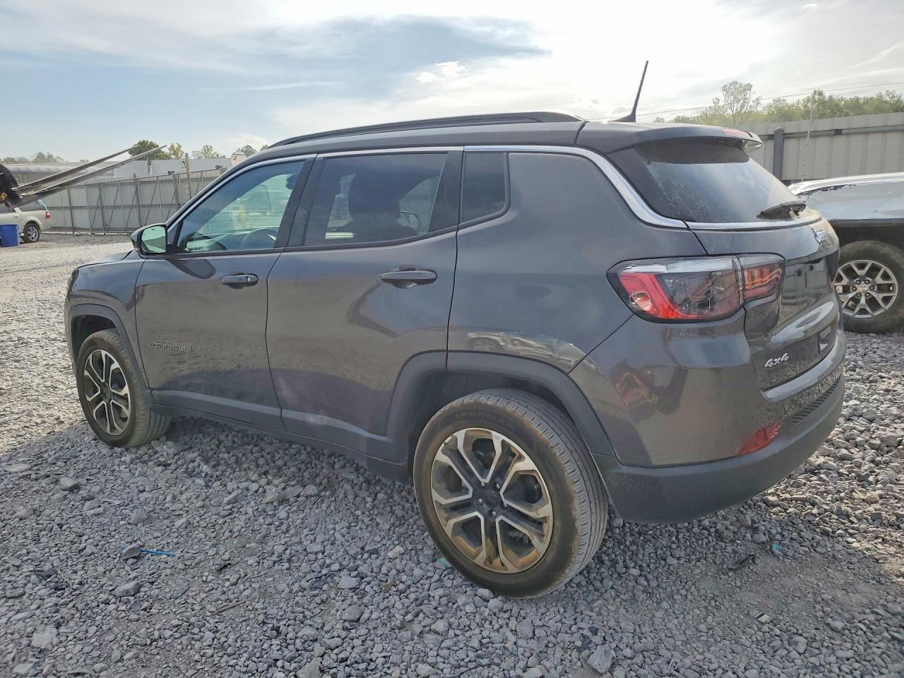2023 JEEP COMPASS LIMITED — photo 2