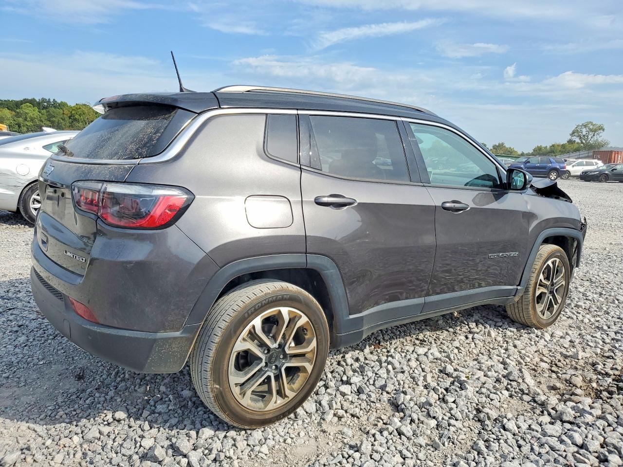 2023 JEEP COMPASS LIMITED — photo 3