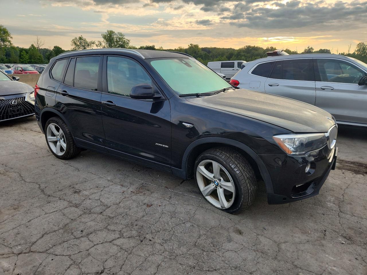 2017 BMW X3 XDRIVE28I — снимка 4