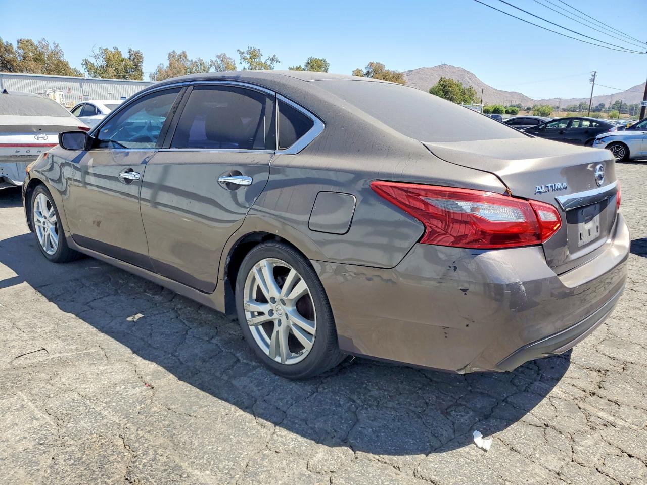 2017 NISSAN ALTIMA 2.5 S — снимка 2