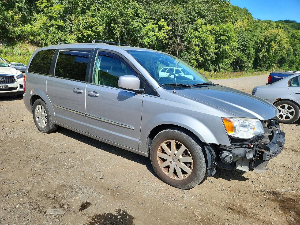 2015 CHRYSLER TOWN & COUNTRY TOURING — снимка 4