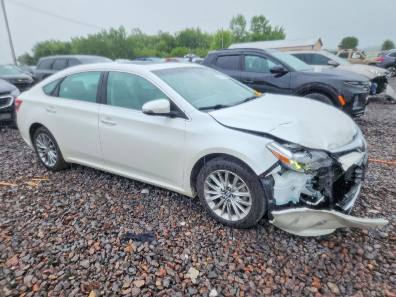 2016 TOYOTA AVALON LIMITED — снимка 4