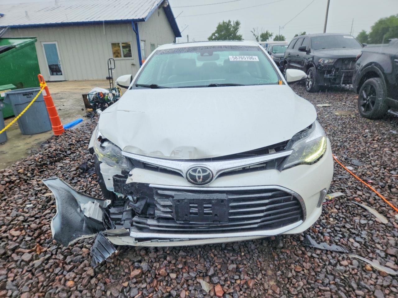 2016 TOYOTA AVALON LIMITED — снимка 5