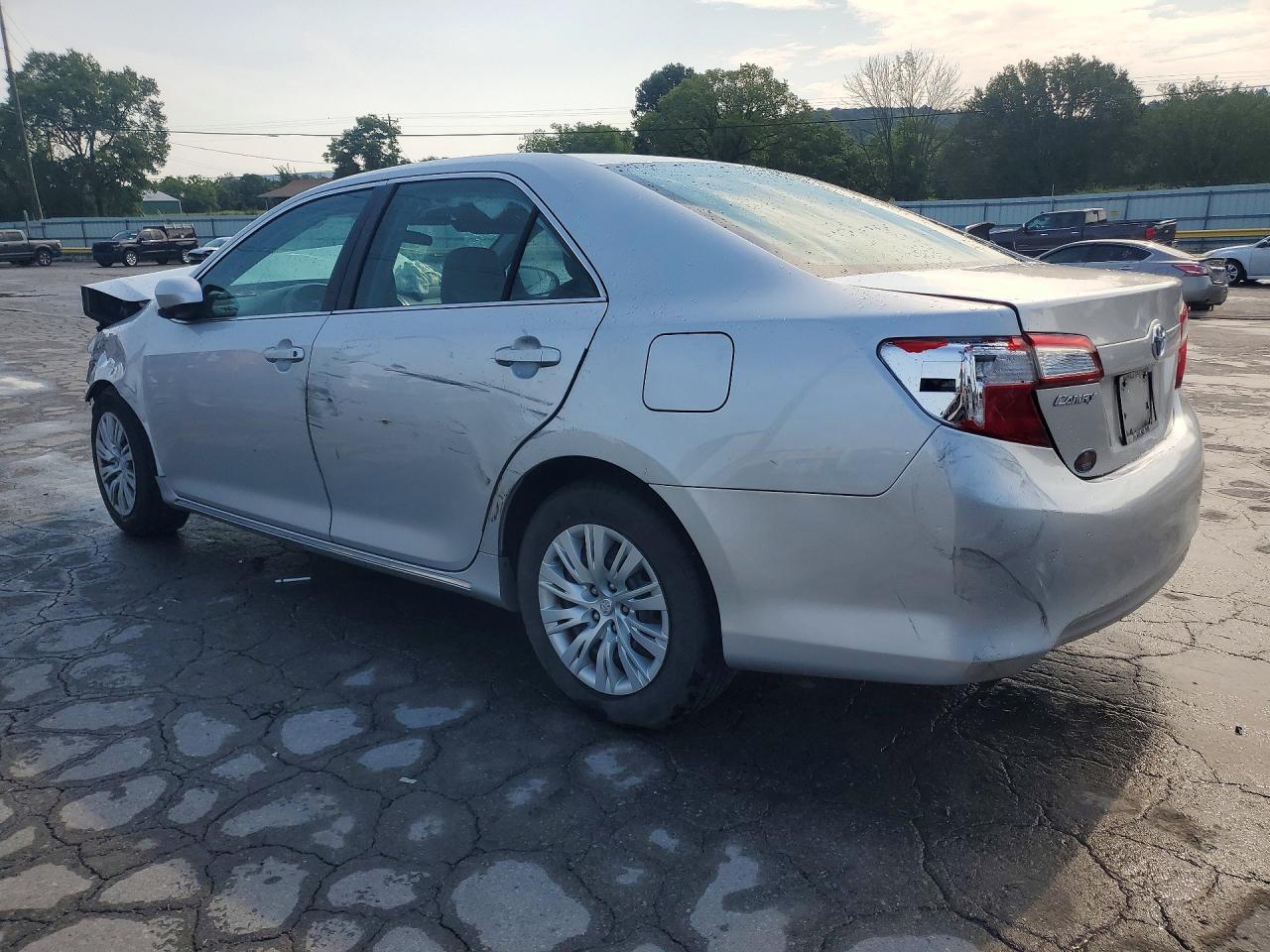 2025 TOYOTA CAMRY LE — снимка 2