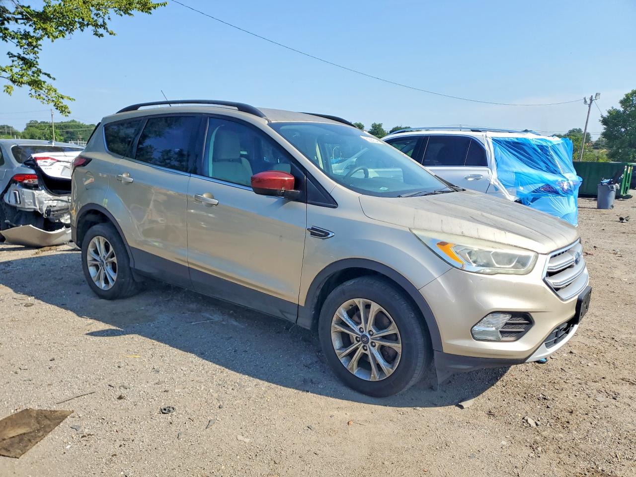 2017 FORD ESCAPE SE — снимка 4