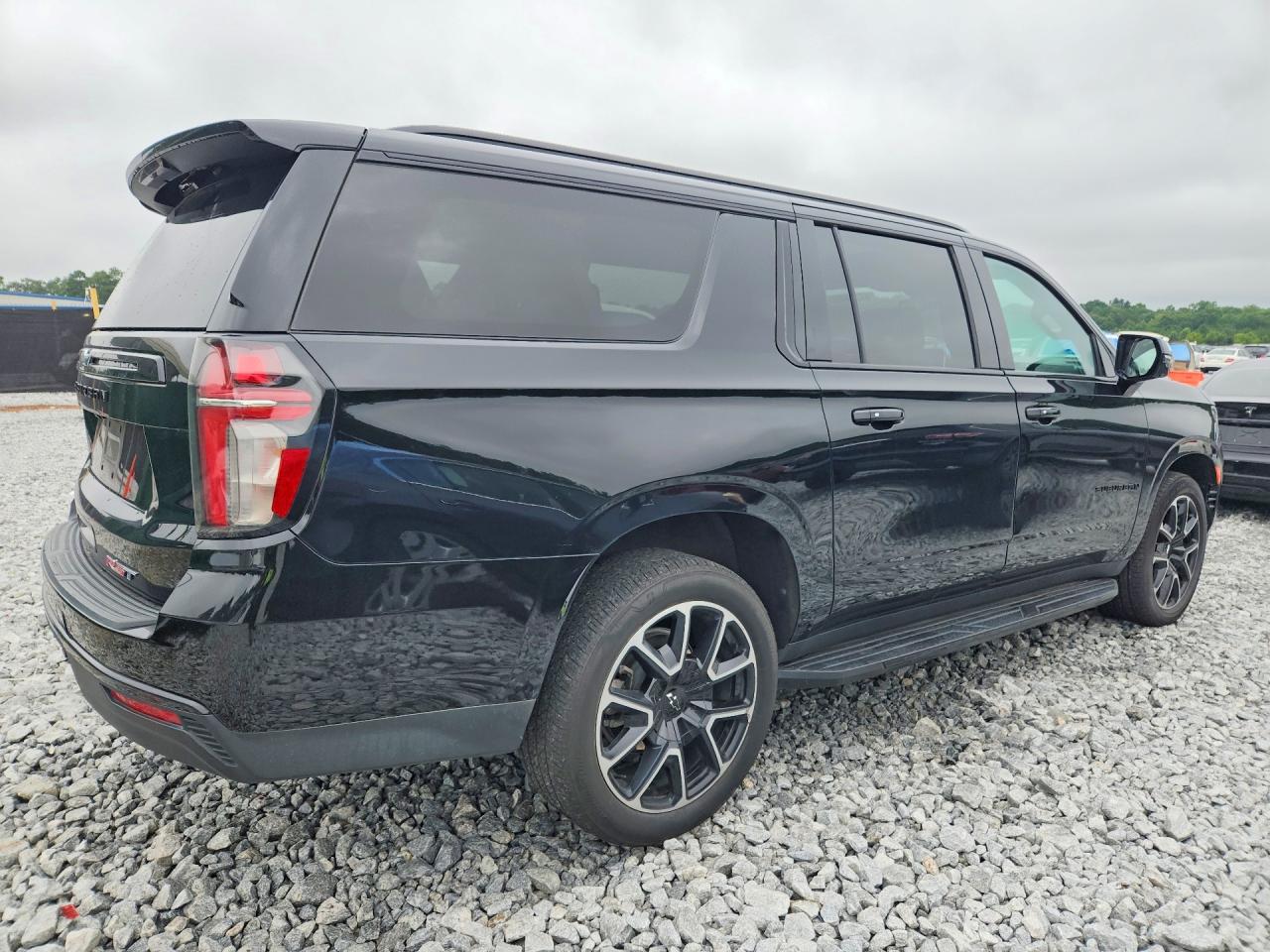 2023 CHEVROLET SUBURBAN K1500 RST — снимка 3