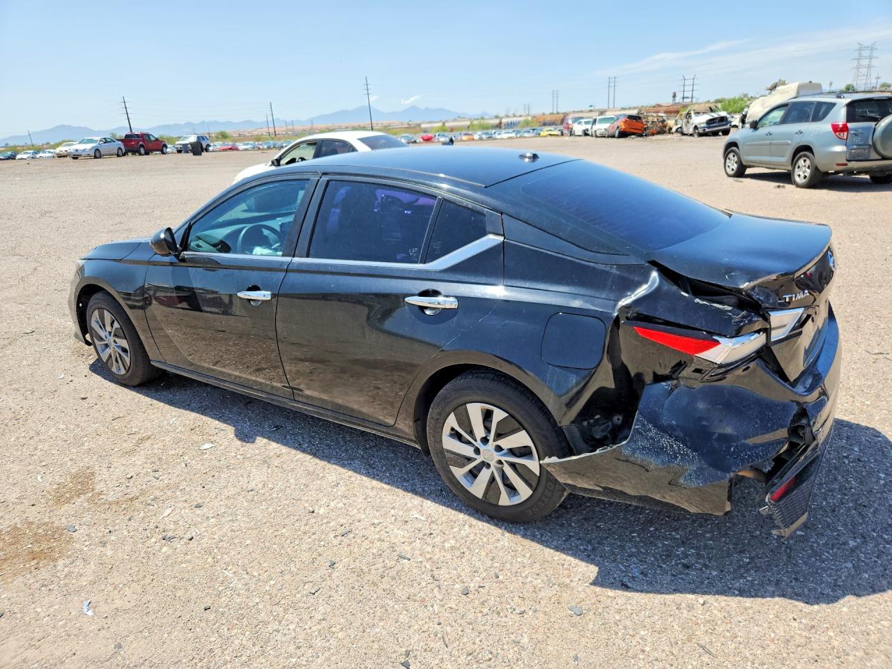 2019 NISSAN ALTIMA S — снимка 2