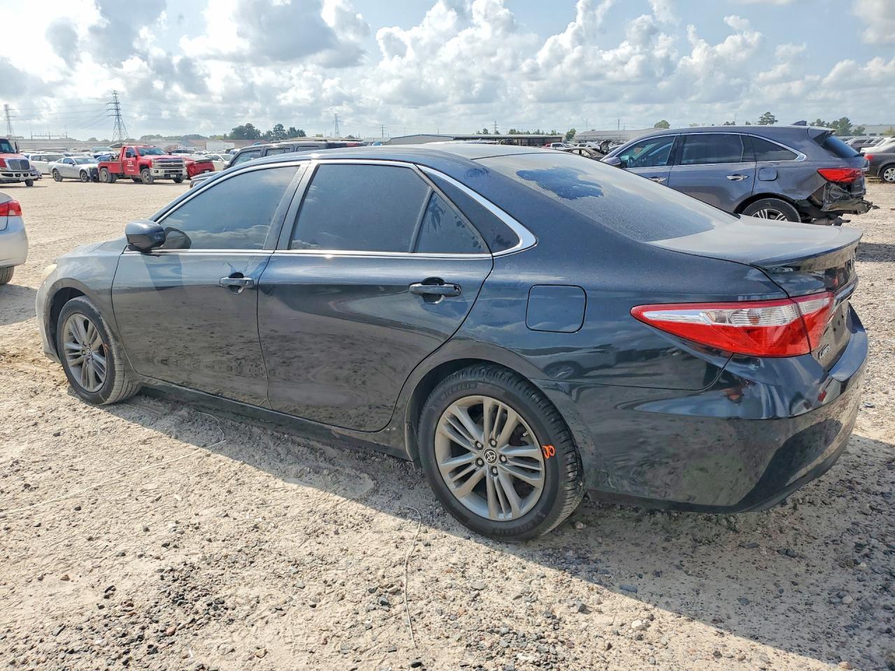 2016 TOYOTA CAMRY SE — снимка 2